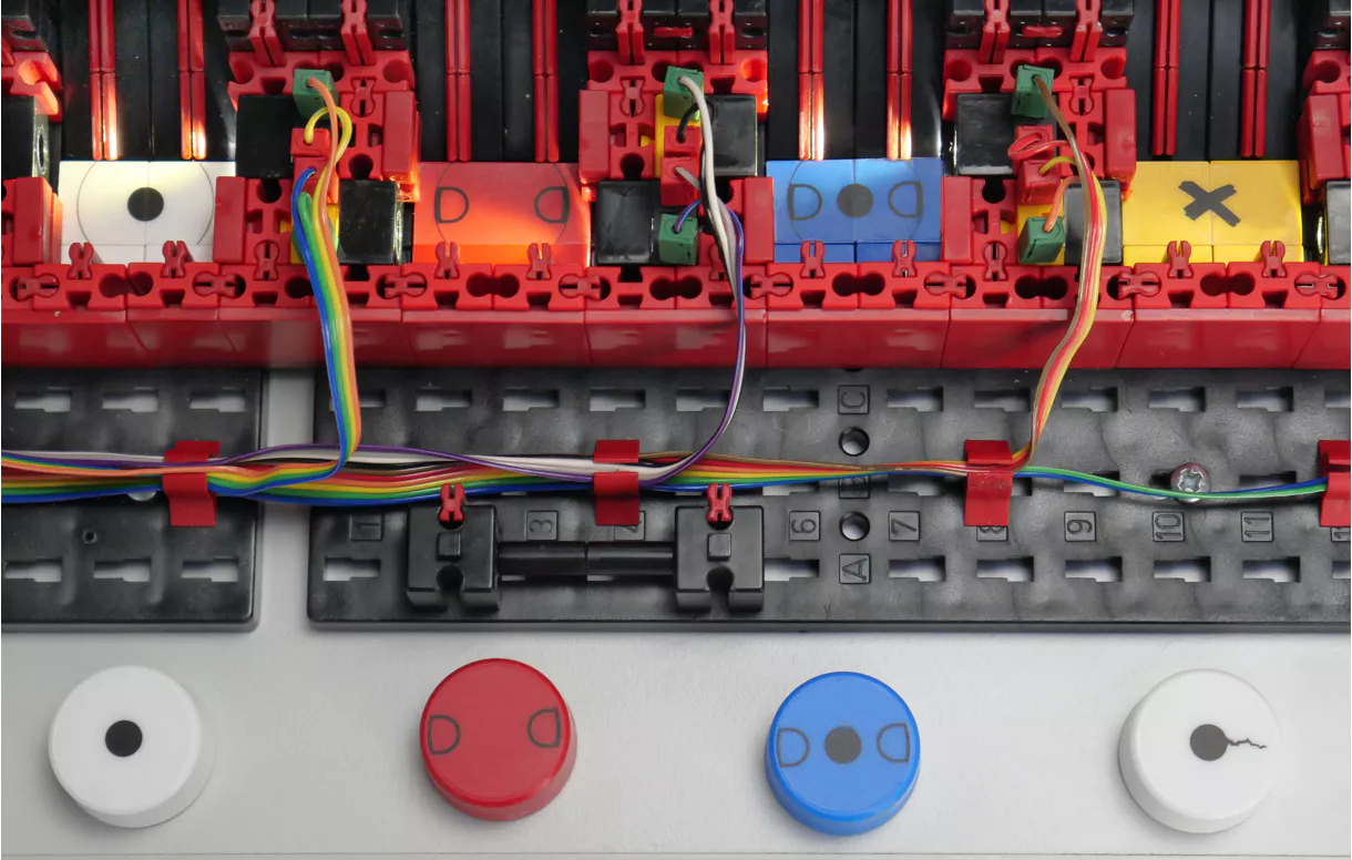 W1_P_P_568416_DETAIL_WERKSTUECKE_DETAIL_WORKING_PIECES